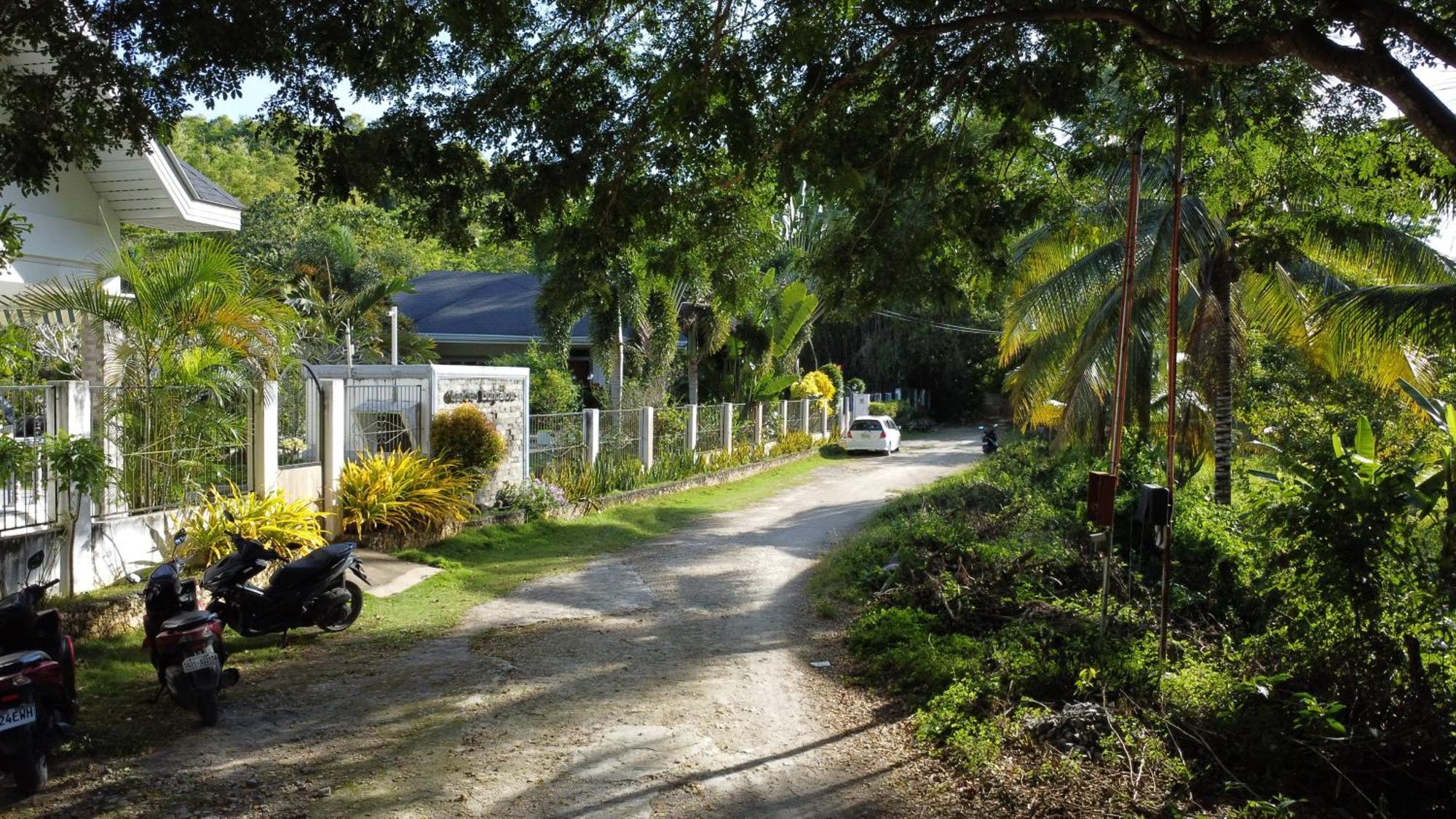 Garden Bungalows Resort Siquijor Exterior foto