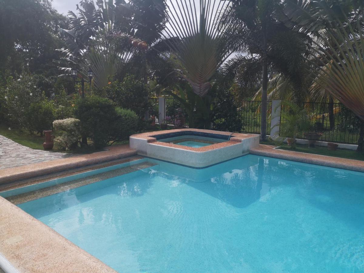 Garden Bungalows Resort Siquijor Exterior foto